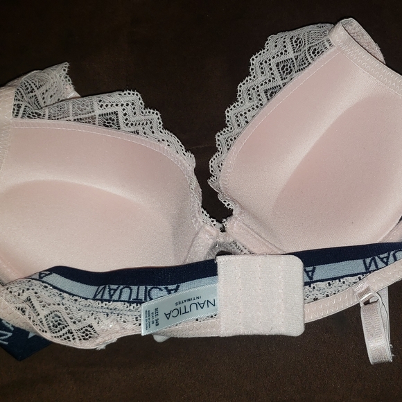 Nautica Bra - Picture 2 of 3